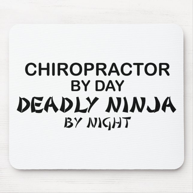 Chiropraktor tödliches Ninja bis zum Nacht Mousepad (Vorne)