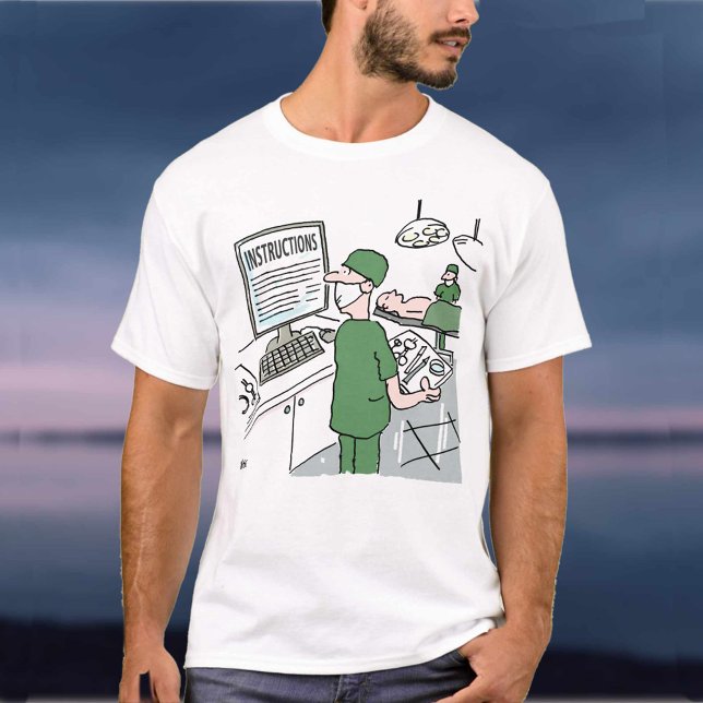 Chirurg im Operationssaal T-Shirt (Von Creator hochgeladen)