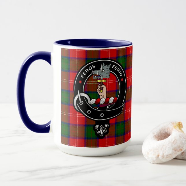 Chisholm Clan Abzeichen & Wrap Rund Tartan Tasse (Mit Donut)