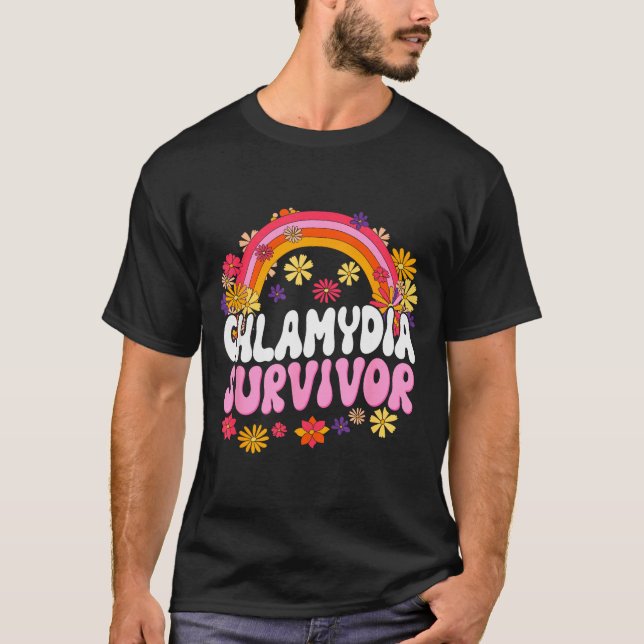 Chlamydia Survivor Funny Graphic  T-Shirt (Vorderseite)
