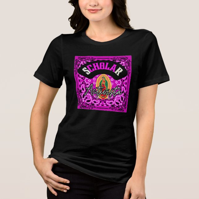 Chola Scholar Aktivist Tri-Blend Shirt (Vorderseite)