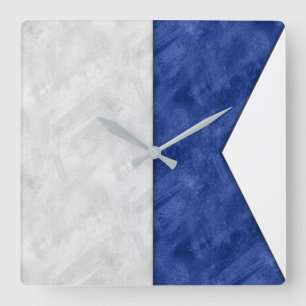 Choose from 26 Watercolor Nautical Maritime Flags Quadratische Wanduhr
