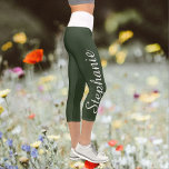 CHOOSE YOUR COLOR CUSTOM yoga capri leggings<br><div class="desc">WÄHLEN SIE IHRE FARBE maßgeschneiderte Yoga Capri Leggings! Mit dem Namen in einem weißen Skript bis zu einem Bein! Das Beispiel ist Jägergrün mit weißem Bund, aber Sie können leicht an die Farbe Ihrer Wahl anpassen. Auch leicht zu ändern oder zu löschen Beispieltext. Alle Rechte vorbehalten © 2020 Alan &...</div>