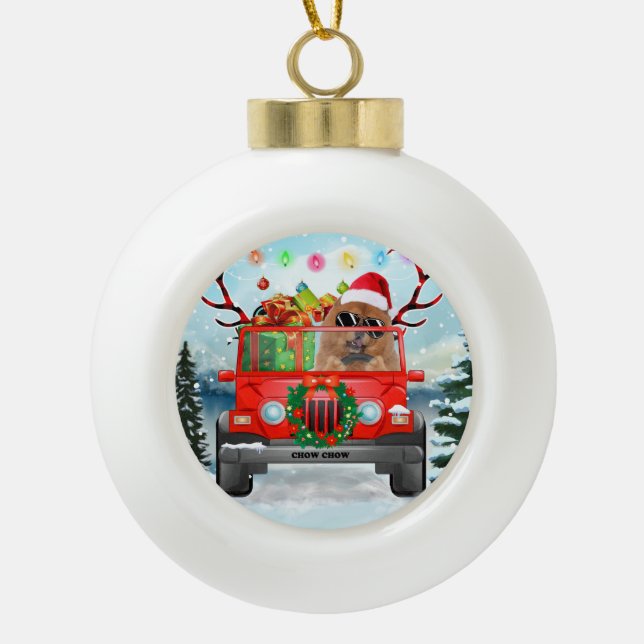Chow Chow Hund mit Weihnachtsgeschenken Keramik Kugel-Ornament (Vorderseite)