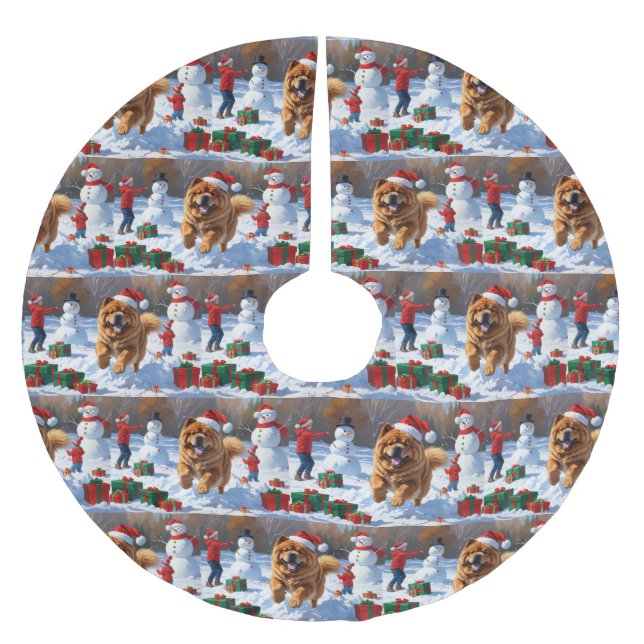 Chow Chow läuft im Schnee mit Weihnachtsmütze Polyester Weihnachtsbaumdecke (Vorderseite)