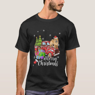 Chow Chow Riding Red Truck Xmas Frohe Weihnachten T-Shirt