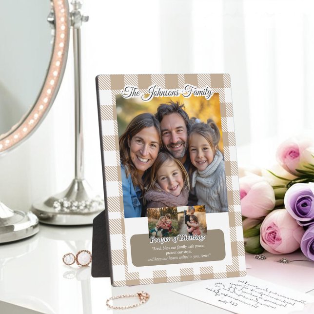 Christian Beige Buffalo Plaid Family Photo Collage Fotoplatte (Von Creator hochgeladen)