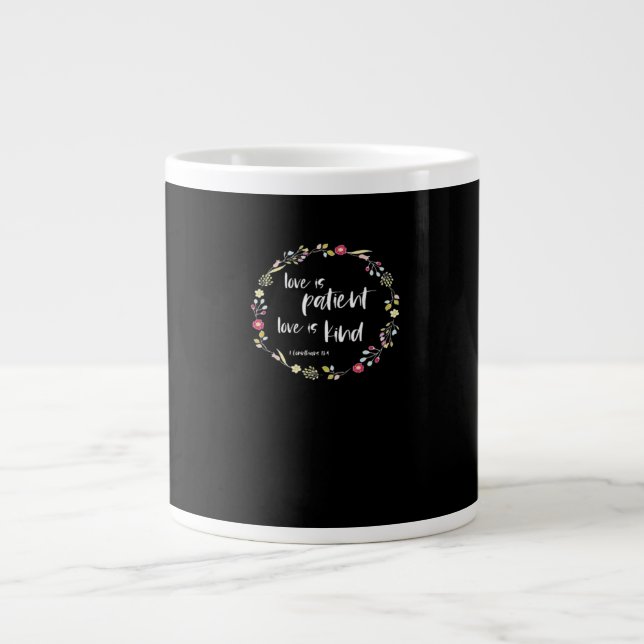 Christian Bible Verse Love Is Patient Love Is Kind Jumbo-Tasse (Vorderseite)