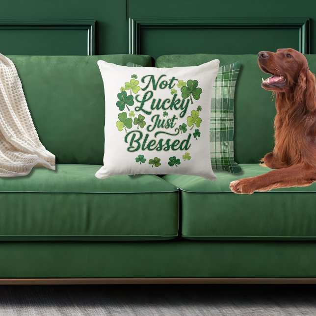 Christian Shamrock Not Lucky Green Plaid  Kissen (Von Creator hochgeladen)