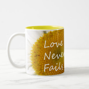Christliche Liebe versagt nie Daisy 1. Korinther 1 Zweifarbige Tasse