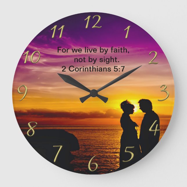 Christlicher Glaubenskreuz mit 2 Korinthesen 5:7 Große Wanduhr (Vorderseite)