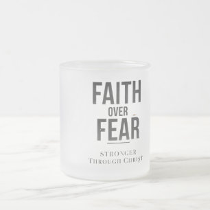 Christliches Fitness-Shirt Glaube Überwindet Ang Mattglastasse