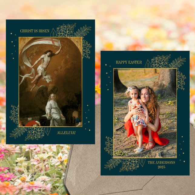 Christliches Jesus Auferstehung Osterfamilie Foto Feiertagskarte (Religious Christian Catholic Jesus Christ is Risen Resurrection Easter Family Photo Holiday Card)