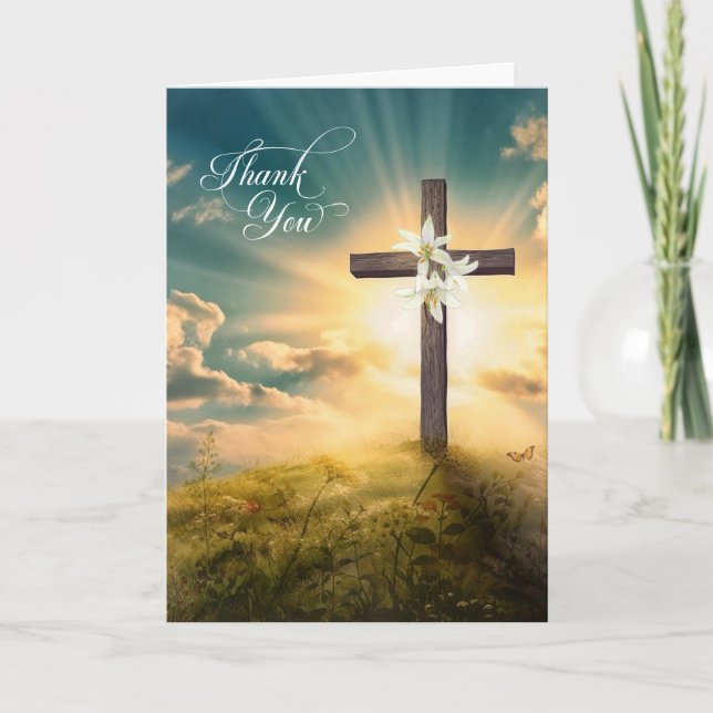 Christliches Kreuz auf einem Hügel und Lilien Dankeskarte (Vorderseite)