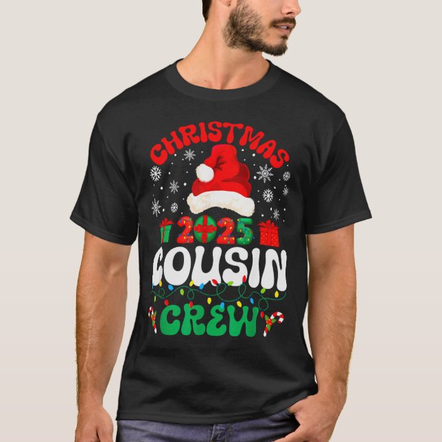 Christmas 2025 Cousin Crew Xmas Funny Matching Fam T-Shirt (Vorderseite)