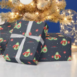 Christmas Avocado Wrapping Paper Geschenkpapier<br><div class="desc">Ein lustiges Muster niedlicher Avocados.</div>