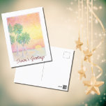 Christmas Beach Tropical Palm Trees Feiertagspostkarte<br><div class="desc">Tropical Beach Weihnachtskarte,  mit einem künstlerischen Bild von Palmen und Schrift Typografie. Mit anpassbarer Schrift können Sie Ihre eigene Nachricht hinzufügen. Eine festliche Art,  Urlaubswünsche an Freunde und Familie aus den Tropen zu senden.</div>