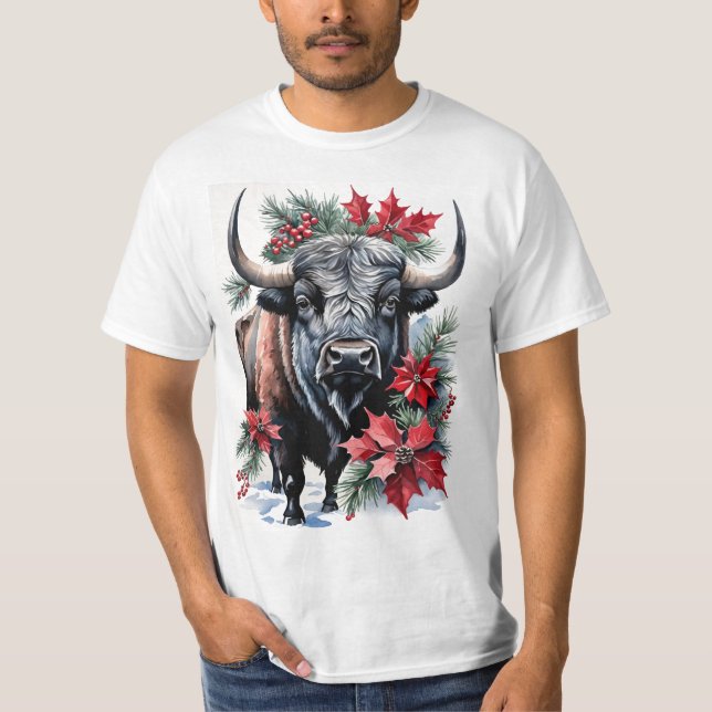 Christmas Bison With Big Horns And Poinsettias T-Shirt (Vorderseite)