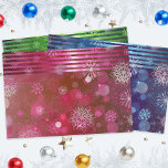 Christmas Blue Green Pink Winter Wonderland Geschenkpapier Set<br><div class="desc">Schöne und einzigartige Packpapiere mit Schneeflocken,  horizontalen Streifen,  Lichtern und Partikeln auf blauem/grün/rosa Hintergrund.</div>