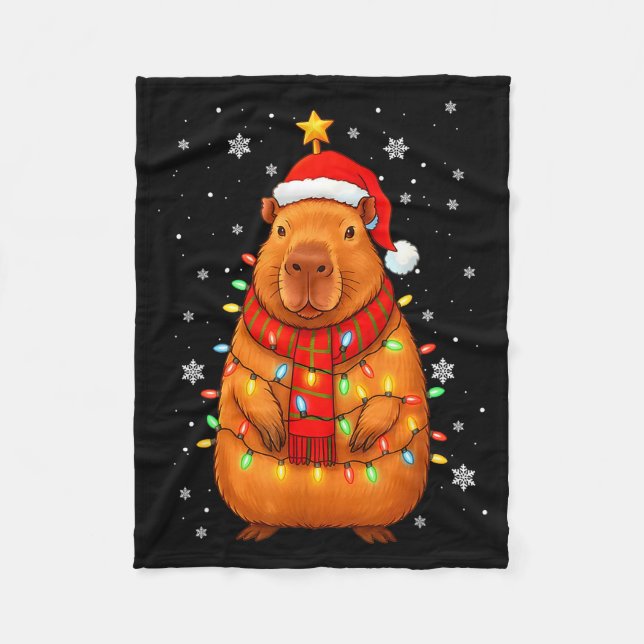 Christmas Capybara With Santa Hat Xmas Lights Tree Fleecedecke (Vorderseite)