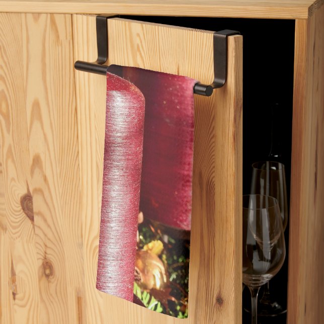 Christmas Celebration Red Candles Winter Holidays Geschirrtuch (Drittel gefaltet)