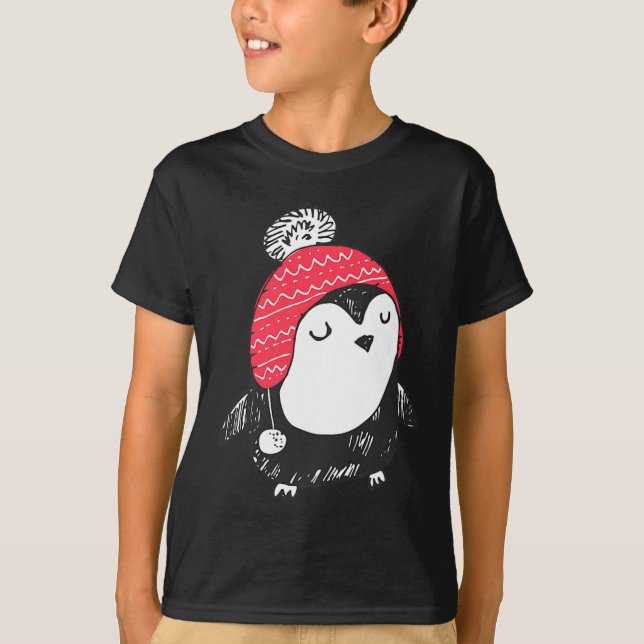 Christmas Cute Baby Penguin Wearing Winter Hat W_e T-Shirt (Vorderseite)