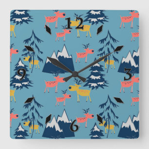 Christmas deer , Christmas trees, mountains Quadratische Wanduhr