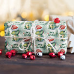 Christmas Dinosaurier Geschenkpapier<br><div class="desc">Lassen Sie sich in dieser Urlaubssaison mit unserem bezaubernden Weihnachts-Dinosaurier-Packpapier verwöhnen! Ideal für Dinoliebhaber jeden Alters. Mit exklusiven Designs von My Baby Boutique macht jedes Geschenk eine lustige Überraschung!</div>