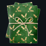 Christmas Emerald Green und Gold Holly Geschenkpapier Set<br><div class="desc">Ich hoffe,  Sie genießen diese smaragdgrünen rauchigen Texturen mit Gold digitalen Folie heiligen mistletoe.</div>