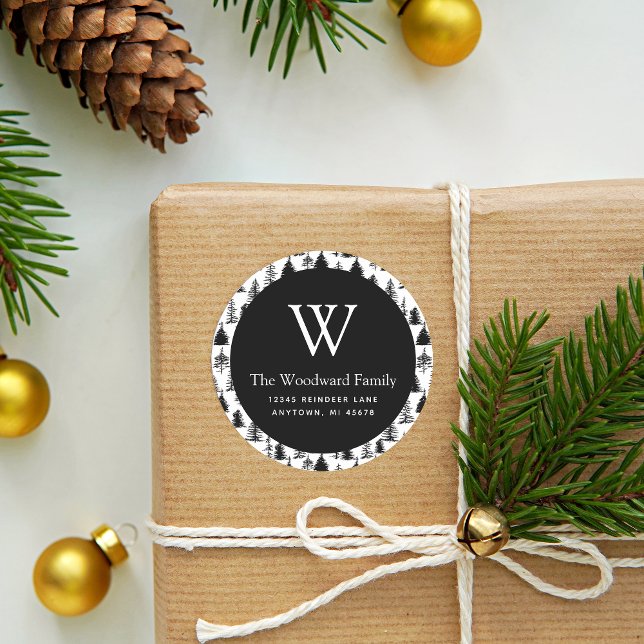 Christmas Evergreen Trees Black and White Address Runder Aufkleber (Von Creator hochgeladen)