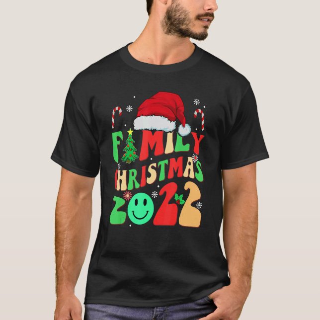 christmas family 2022 groovy Pajama matching Santa T-Shirt (Vorderseite)
