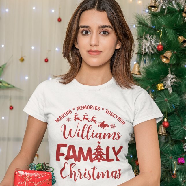 Christmas Family Reunion with Name T-Shirt (Von Creator hochgeladen)