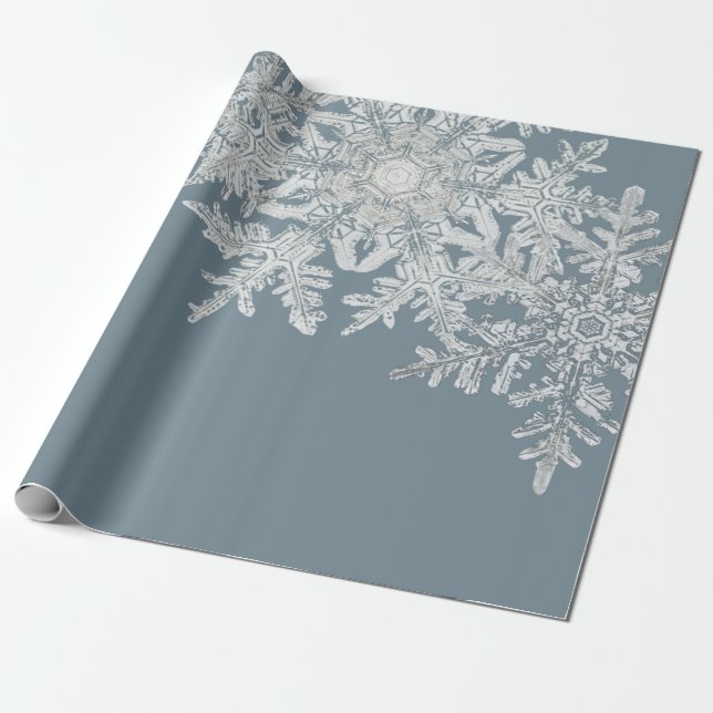 CHRISTMAS GIFT PAPIER BENTLEY SNOWFLAKES GESCHENKPAPIER (Ungerollt)