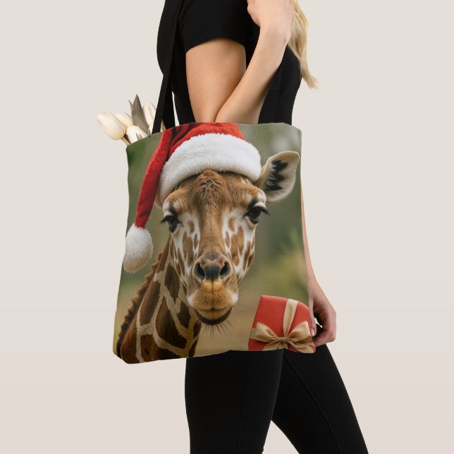 Christmas Giraffe With Holiday Gift (Von Nahem)