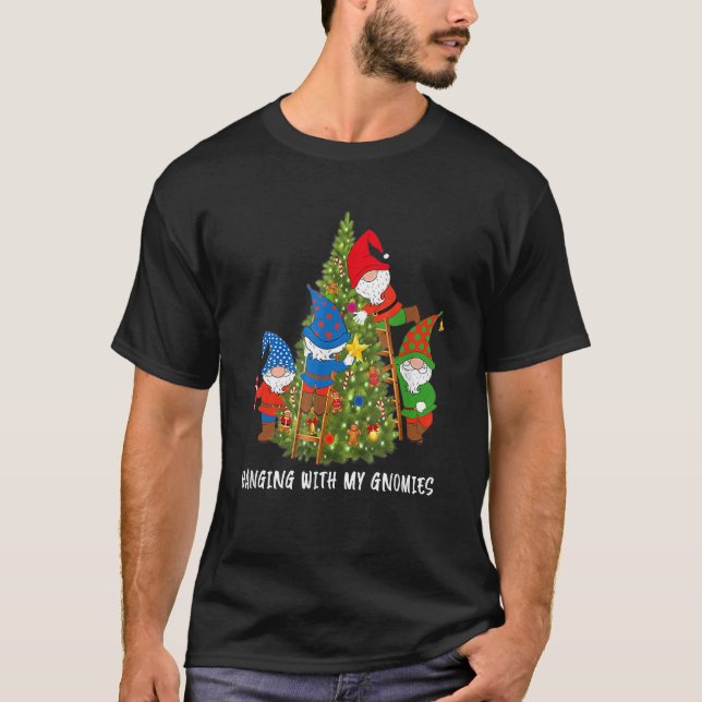 Christmas Gnome Hanging With My Gnomies Tree Holid T-Shirt (Vorderseite)