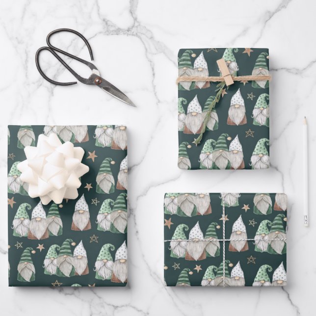 Christmas Gnomes Green Gold Skandinavier Trendy Geschenkpapier Set (Vorderseite)