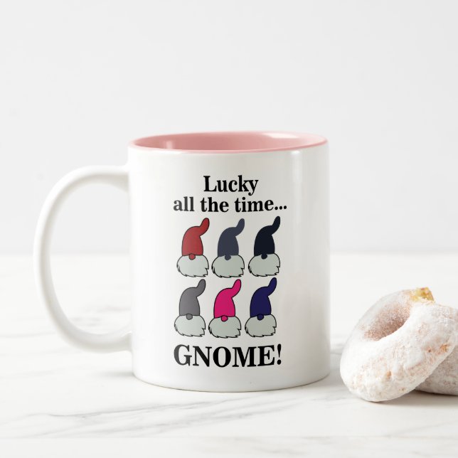 Christmas Gnomes Xmas Lucky Zweifarbige Tasse (Mit Donut)