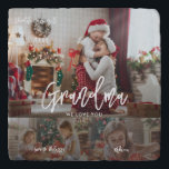 Christmas Gramdma Foto Collage Personalisiert Töpfeuntersetzer<br><div class="desc">Mit Enkel Foto Collage und einer modernen Skripttypografie können Sie leicht ändern,  um die Enkel Namen und Fotos hinzuzufügen. Ein elegantes Design,  um Freunden und Familie diese Feriensaison zu schicken.</div>