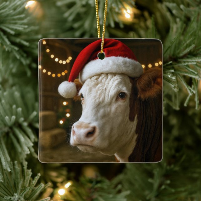 Christmas Hereford Cow Wearing a Santa Hat Keramikornament (Baum)