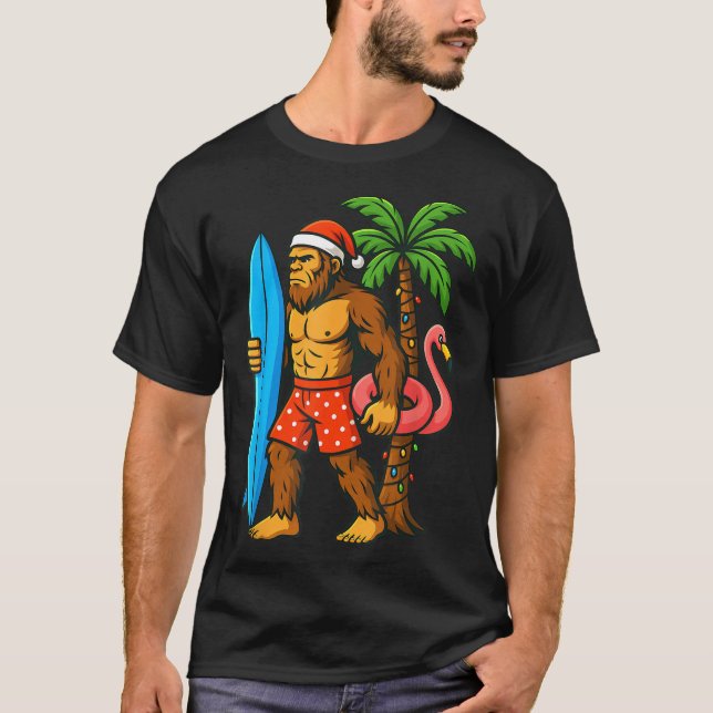 Christmas In July Bigfoot Hawaiian Xmas Palm Tree  T-Shirt (Vorderseite)