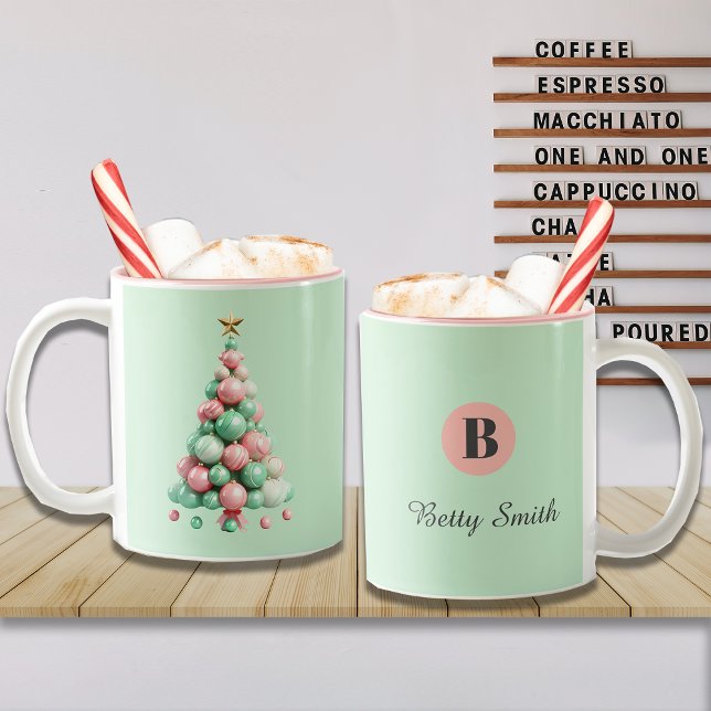 Christmas Macaron Trees Individuelle Name und Bots Zweifarbige Tasse (Von Creator hochgeladen)