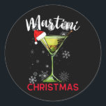 Christmas Martini Cocktail Happy Hour Fun Drink Gi Runder Aufkleber<br><div class="desc">Weihnachts Martini Cocktail Happy Hour Fun Drink Geschenk</div>