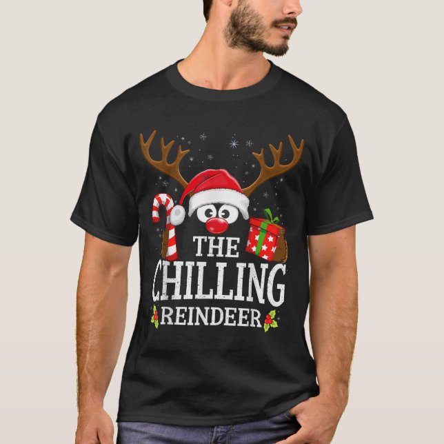Christmas Matching The Chilling Reindeer Family  T-Shirt (Vorderseite)