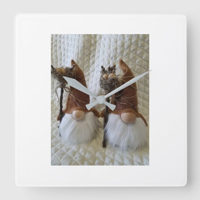 ****CHRISTMAS NIEDLICHE FINNISCHE GNOMES*** KLOCK QUADRATISCHE WANDUHR (Vorderseite)