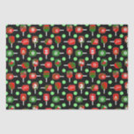 Christmas Pickleball Red Green Paddles Balls Black Seidenpapier<br><div class="desc">Paddeln und Bälle auf einem Weihnachtspapier. Traditionelle rote, grüne und weiße Weihnachtsfarben auf Paddeln. Die Paddeln sind mit Schneeflocken, dem fröhlich alten St. Nikolaus, Schneemännern, Rentieren, Silberglocken und dem Hut des Weihnachtsmanns geschmückt. Viele hellgrüne Pickleballs bilden ein Polka Dot Muster auf dem schwarzen Hintergrund. Farbenfrohe Weihnachtsgeschenke zum Thema Pickleball für...</div>