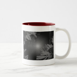Christmas Poinsettia Black and Grey II Zweifarbige Tasse