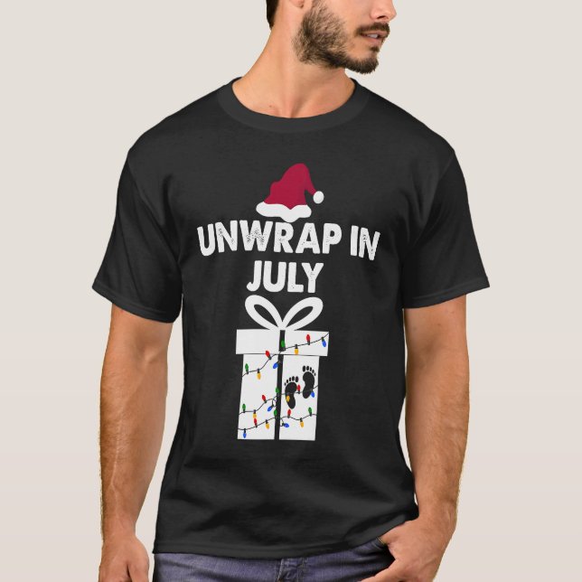 Christmas Pregnancy Announcement  Unwrap In July T-Shirt (Vorderseite)
