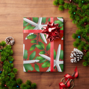 Christmas Roll Starfish n Holly on Red Geschenkpapier