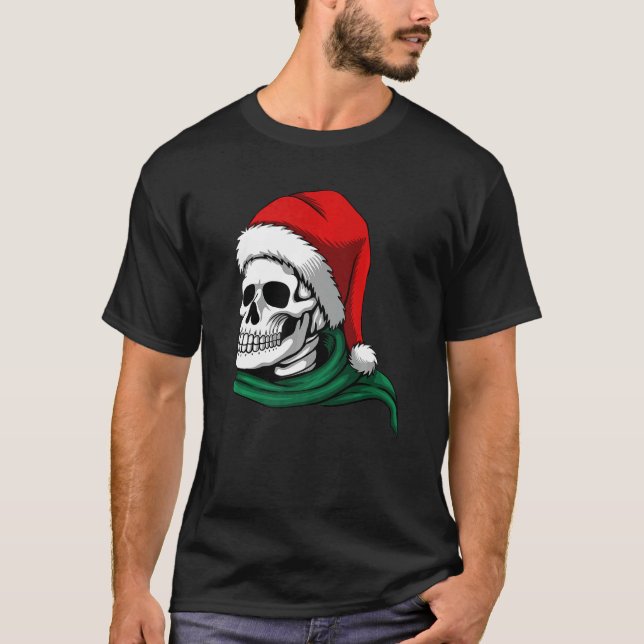 CHRISTMAS  SKELETON IN A SANTA HAT & SCARF T-Shirt (Vorderseite)