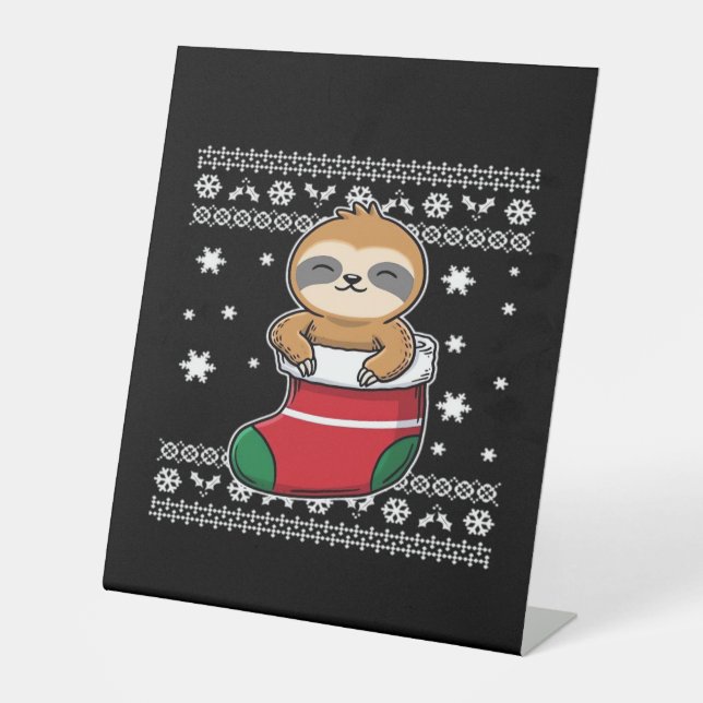 Christmas Sloth Classic T - Shirt Sockelschild (Vorderseite)